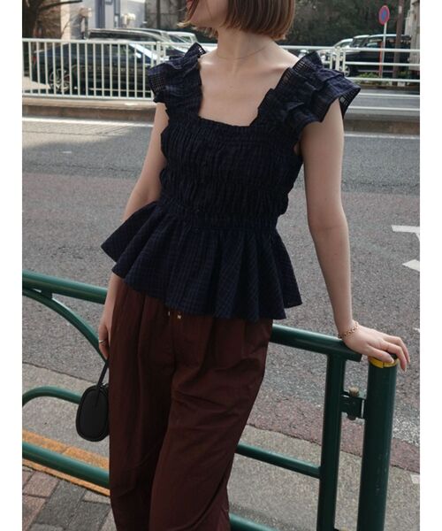 LAGUNAMOON(ラグナムーン)の「シアーチェックシャーリングブラウス 【夏服】【レイヤードトップス】(シャツ/ブラウス・レディース・ネイビー/ブラウン/ホワイト・FREE)」の18枚目の写真