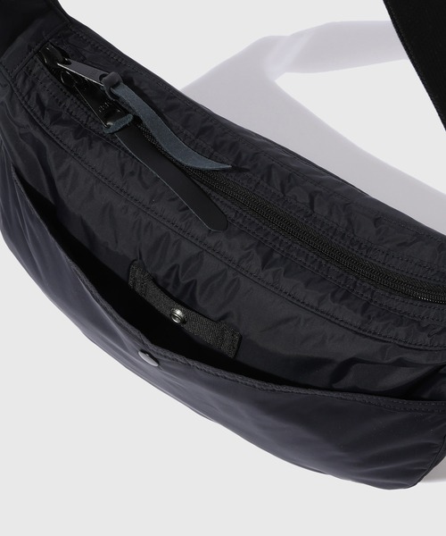 GREGORY（グレゴリー）の「《別注》【GREGORY/グレゴリー】サッチェル M（ショルダーバッグ・メンズ・ブラック・FREE）」の11枚目の写真