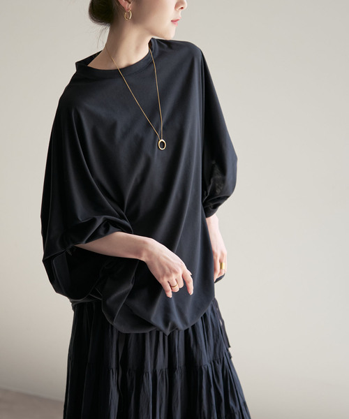 COGTHEBIGSMOKE(コグザビッグスモーク)の「COG THE BIGSMOKE/コグザビッグスモーク NARIAH TUCKED SLEEVE TOP(Tシャツ/カットソー・レディース・ベージュ/ホワイト/ブラック・FREE)」の13枚目の写真