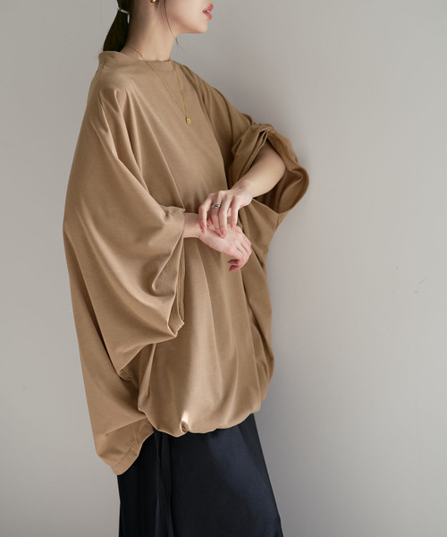 COGTHEBIGSMOKE(コグザビッグスモーク)の「COG THE BIGSMOKE/コグザビッグスモーク NARIAH TUCKED SLEEVE TOP(Tシャツ/カットソー・レディース・ベージュ/ホワイト/ブラック・FREE)」の19枚目の写真