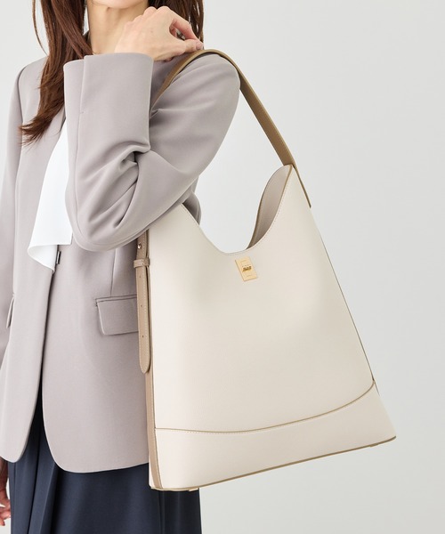 ROPE' PICNIC(ロペピクニック)の「me fit BAG フィットワンショルダーバッグ/A4対応・軽量(ショルダーバッグ・レディース・ホワイト系その他5/ブラック・FREE)」の2枚目の写真