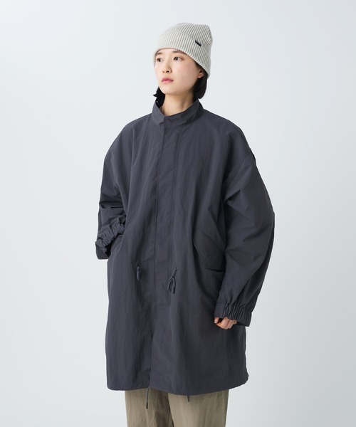 Snow Peak（スノーピーク）の「Snow Peak / Nylon Washer Coat ナイロンワッシャーコート（ナイロンジャケット・メンズ・グレイッシュベージュ/ブラック/チャコール・M/L/S）」の3枚目の写真