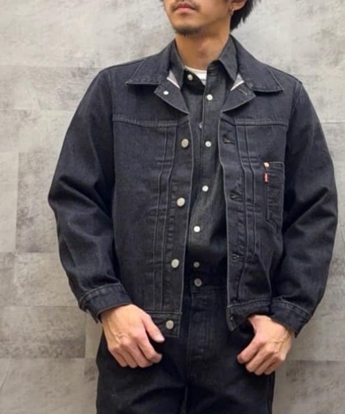 Levi's】ブラック TYPE I トラッカー ジャケット (ワントーンコーデ