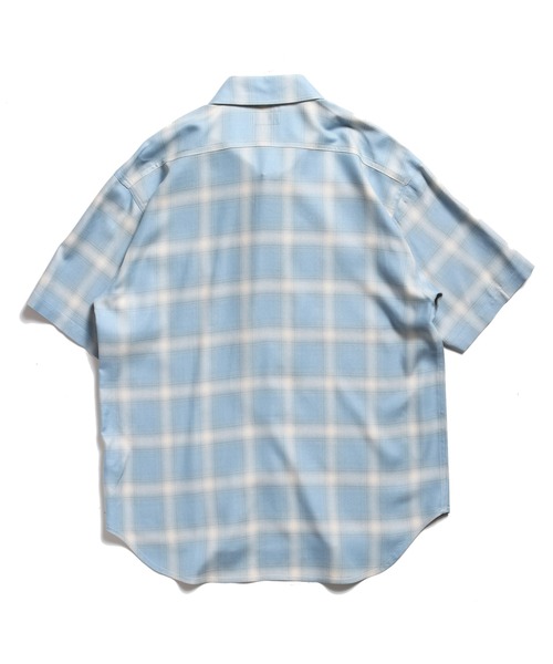 ROTAR(ローター)の「Rayon Ombre Work Shirt(シャツ/ブラウス・メンズ・サックスブルー/イエロー/オフホワイト・MEDIUM/LARGE/X-LARGE)」の6枚目の写真