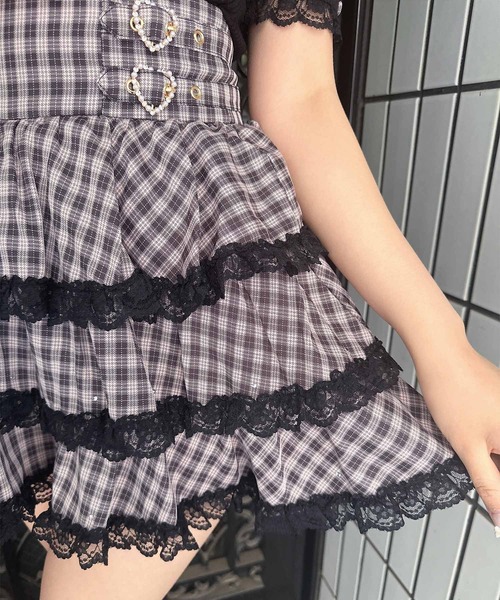 ROJITA（ロジータ）の「【SNSで大バズリ中】キラキラビジューティアードスカート（スカート・レディース・ブラック/ピンク/チェック・FREE）」の8枚目の写真