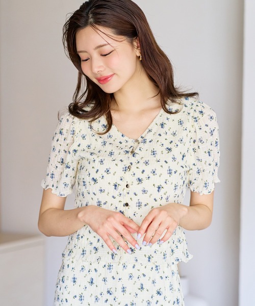MISCH MASCH(ミッシュマッシュ)の「2026春夏新作 ウェーブラッセルカットトップス(Tシャツ/カットソー・レディース・ホワイト/ブルー/ブラック・フリ-)」の1枚目の写真