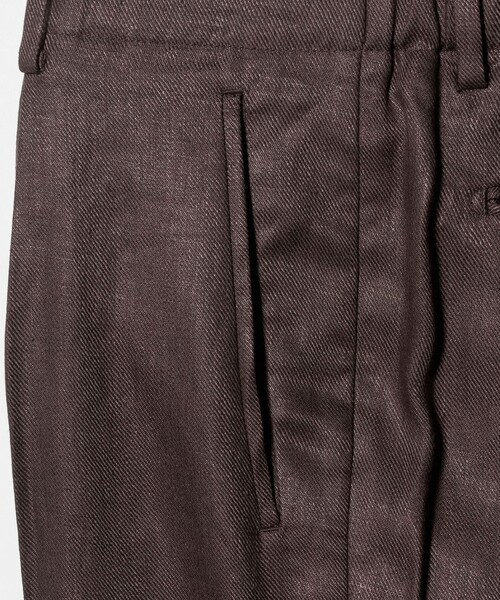 UNITED ARROWS(ユナイテッドアローズ)の「リネン ツイル 1プリーツ リラックス テーパード イージースラックス(スラックス・メンズ・ナチュラル/モカ・44/48/46)」の6枚目の写真