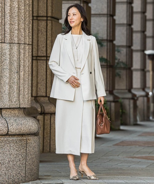 LAUTREAMONT(ロートレアモン)の「【涼・美・楽】テーラードジャケット≪13号あり≫(テーラードジャケット・レディース・ブラック/ベージュ/ブラウン・9号/11号/13号)」の6枚目の写真