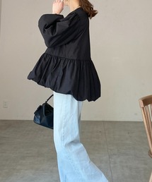 長袖 ギャザー切り替え 裾バルーン ペプラムフレアブラウス