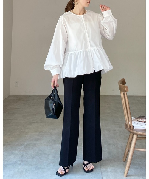 She's Closet(シーズクローゼット)の「長袖 ギャザー切り替え 裾バルーン ペプラムフレアブラウス(シャツ/ブラウス・レディース・ホワイト/ブラック・FREE)」の17枚目の写真