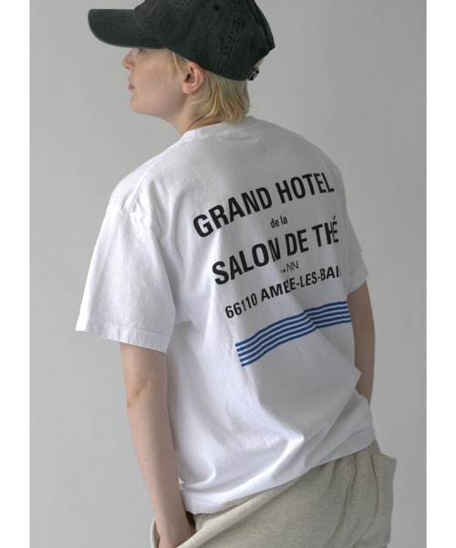 Revo.（レボ）の「【TRICOMER/トリコメル】ロゴTシャツ / プリントTシャツ（Tシャツ/カットソー・レディース・ホワイト系3/ホワイト系5/ナチュラル/ホワイト系/ホワイト系1/ホワイト系2/アイボリー/ホワイト系7/ブラック系/ベージュ/オレンジ/ホワイト系4/ホワイト系6/ブラック系1/ダークネイビー/レッド・FREE）」の9枚目の写真