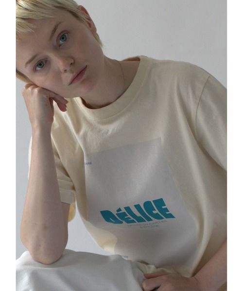 Revo.（レボ）の「【TRICOMER/トリコメル】ロゴTシャツ / プリントTシャツ（Tシャツ/カットソー・レディース・ホワイト系3/ホワイト系5/ナチュラル/ホワイト系/ホワイト系1/ホワイト系2/アイボリー/ホワイト系7/ブラック系/ベージュ/オレンジ/ホワイト系4/ホワイト系6/ブラック系1/ダークネイビー/レッド・FREE）」の12枚目の写真
