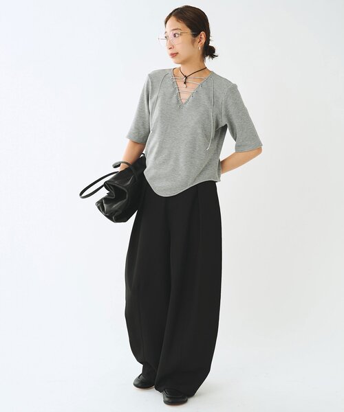 Whim Gazette(ウィムガゼット)の「<WEB限定>【Nuition】レースアッププルオーバー(Tシャツ/カットソー・レディース・グレー/ブラック・FREE)」の19枚目の写真