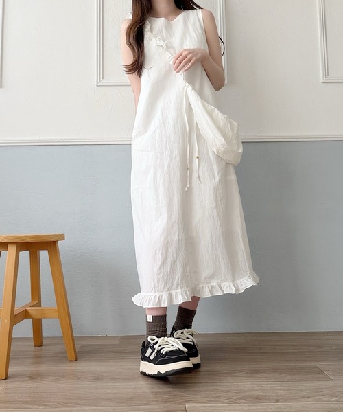 Nana(ナナ)の「ギャザーバッグ付きノースリーブワンピース(ワンピース・レディース・ホワイト・FREE)」の18枚目の写真