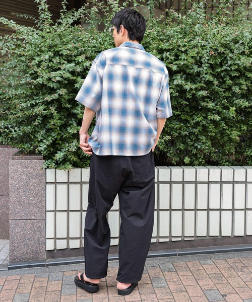 niko and...(ニコアンド)の「ドライタッチオンブレーシャツ(シャツ/ブラウス・メンズ・ブルー/ブラック/グリーン・MEDIUM/LARGE)」の6枚目の写真