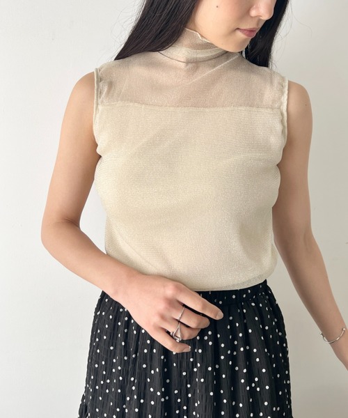 LOVALOT(ラバロット)の「ハイネック ノースリーブ ラメシアーカットソー(Tシャツ/カットソー・レディース・グレー/ブラック/ネイビー/ベージュ・FREE)」の3枚目の写真