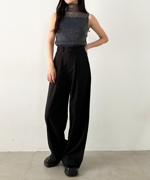 LOVALOT(ラバロット)の「ハイネック ノースリーブ ラメシアーカットソー(Tシャツ/カットソー・レディース・グレー/ブラック/ネイビー/ベージュ・FREE)」の9枚目の写真