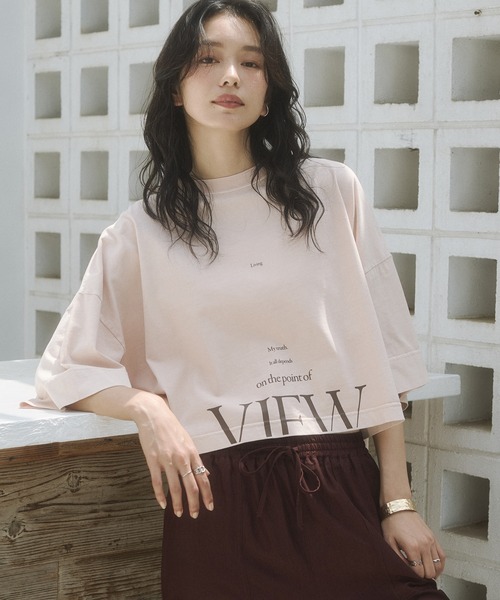 hunch(ハンチ)の「ワイドショート ロゴTシャツ(Tシャツ/カットソー・レディース・アッシュブラウン/チャコール/ピンクベージュ/オフホワイト・FREE)」の4枚目の写真