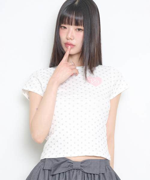 ILLIGO(イリゴ)の「129ドットフィッティッドTシャツシルバードット(Tシャツ/カットソー・レディース・その他・OS)」の3枚目の写真