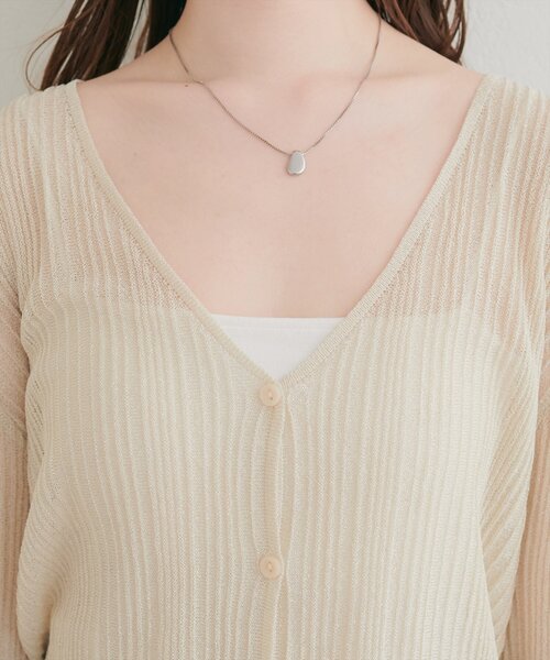 natural couture（ナチュラルクチュール）の「針抜きリブシアーラメカーデ（カーディガン/ボレロ・レディース・グレイッシュベージュ/ライトベージュ/ピンク/サックスブルー/ネイビー/ブラック・FREE）」の20枚目の写真