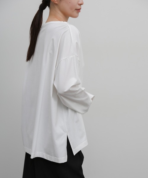 select MOCA Et(セレクトモカエト)の「【Et】Oversized Front Hook Long Tee(Tシャツ/カットソー・レディース・ホワイト/ブラック・FREE)」の8枚目の写真