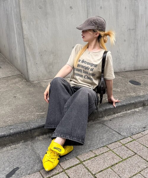 continuer de NICE CLAUP(コンティニューデナイスクラップ)の「【@_puni.moe企画】ハトメ&チェーン付バギーデニムパンツ(デニムパンツ・レディース・ブルー系その他/ブラック系その他・SMALL/MEDIUM)」の22枚目の写真