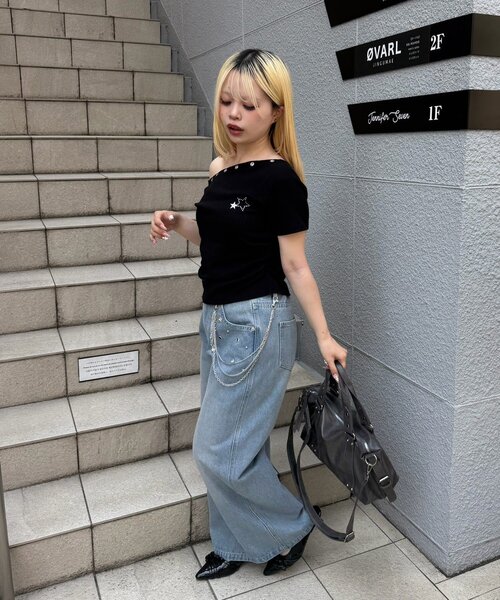 continuer de NICE CLAUP(コンティニューデナイスクラップ)の「【@_puni.moe企画】ハトメ&チェーン付バギーデニムパンツ(デニムパンツ・レディース・ブルー系その他/ブラック系その他・SMALL/MEDIUM)」の20枚目の写真