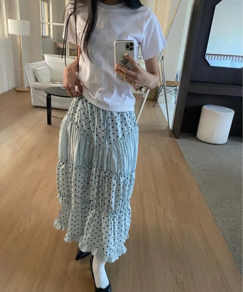 GEMEDA(ジェメダ)の「ドット柄ティアードフリルロングスカート(スカート・レディース・ホワイト/ブラック/ライトブルー・M)」の11枚目の写真