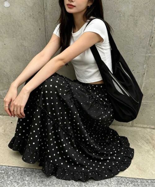 GEMEDA(ジェメダ)の「ドット柄ティアードフリルロングスカート(スカート・レディース・ホワイト/ブラック/ライトブルー・M)」の22枚目の写真