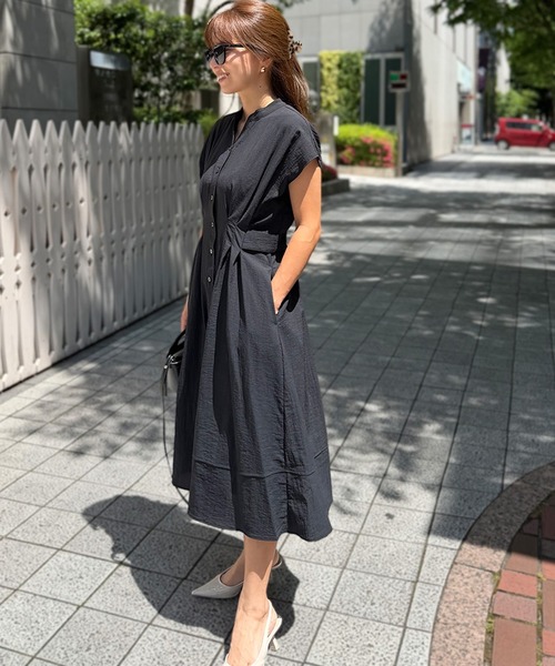 ST.ROONEY(セントルーニー)の「シアサッカーシャツワンピース【低身長・小柄女性向け】(ワンピース・レディース・オフホワイト/スミクロ・XS)」の4枚目の写真