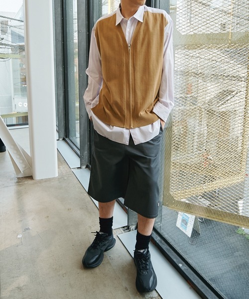 AFB（エーエフビー）の「STUDDED HALF PANTS（チノパンツ・メンズ・ブラック/カーキ/グレー・MEDIUM/LARGE）」の8枚目の写真