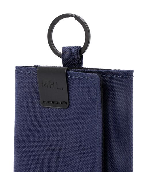 MHL.(エムエイチエル)の「NYLON CANVAS(財布・レディース・ネイビー/ベージュ/ブラック・FREE)」の5枚目の写真