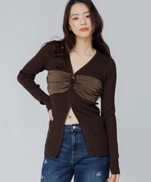 SENEE(セニー)の「satin bustier docking knit(サテンビスチェドッキングニット)(ニット/セーター・レディース・ブラック/ブラウン/アイボリー・FREE)」の15枚目の写真