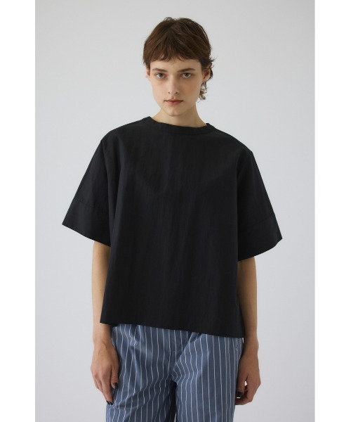 RIM.ARK（リムアーク）の「Asymmetric hem woven T/SH(アシンメトリー ヘム ウーブン ティーシャツ)（Tシャツ/カットソー・レディース・ホワイト/ブラック/ダークネイビー・FREE）」の4枚目の写真
