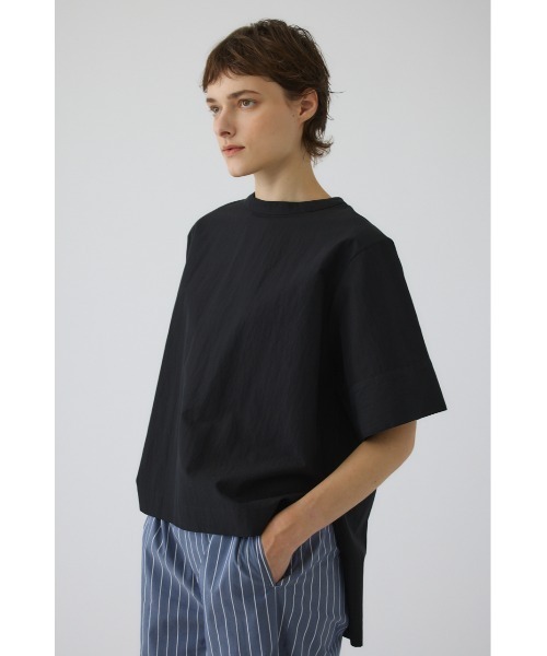RIM.ARK（リムアーク）の「Asymmetric hem woven T/SH(アシンメトリー ヘム ウーブン ティーシャツ)（Tシャツ/カットソー・レディース・ホワイト/ブラック/ダークネイビー・FREE）」の5枚目の写真