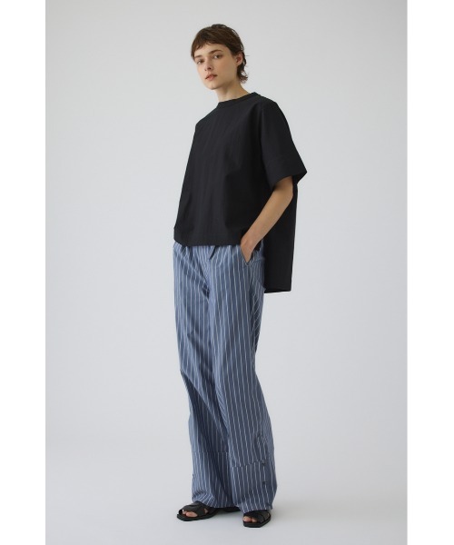 RIM.ARK（リムアーク）の「Asymmetric hem woven T/SH(アシンメトリー ヘム ウーブン ティーシャツ)（Tシャツ/カットソー・レディース・ホワイト/ブラック/ダークネイビー・FREE）」の6枚目の写真