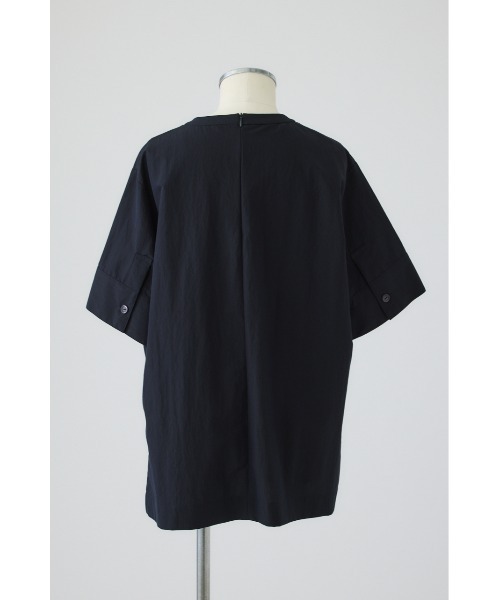 RIM.ARK（リムアーク）の「Asymmetric hem woven T/SH(アシンメトリー ヘム ウーブン ティーシャツ)（Tシャツ/カットソー・レディース・ホワイト/ブラック/ダークネイビー・FREE）」の18枚目の写真