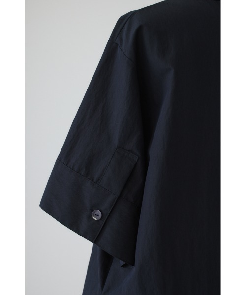 RIM.ARK（リムアーク）の「Asymmetric hem woven T/SH(アシンメトリー ヘム ウーブン ティーシャツ)（Tシャツ/カットソー・レディース・ホワイト/ブラック/ダークネイビー・FREE）」の22枚目の写真