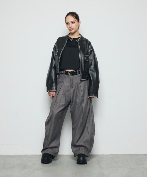 DAZE(デイズ)の「タックデザイン バルーンワイドスラックス(スラックス・メンズ・グレー・SMALL/MEDIUM/LARGE/X-LARGE)」の20枚目の写真