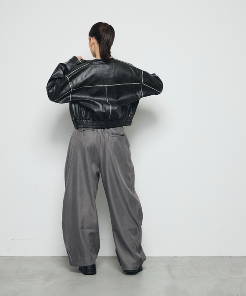 DAZE(デイズ)の「タックデザイン バルーンワイドスラックス(スラックス・メンズ・グレー・SMALL/MEDIUM/LARGE/X-LARGE)」の2枚目の写真