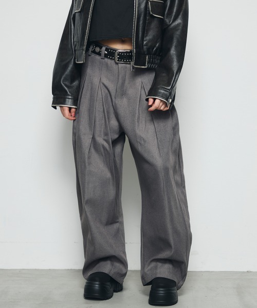 DAZE(デイズ)の「タックデザイン バルーンワイドスラックス(スラックス・メンズ・グレー・SMALL/MEDIUM/LARGE/X-LARGE)」の8枚目の写真