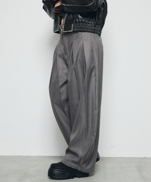 DAZE(デイズ)の「タックデザイン バルーンワイドスラックス(スラックス・メンズ・グレー・SMALL/MEDIUM/LARGE/X-LARGE)」の11枚目の写真