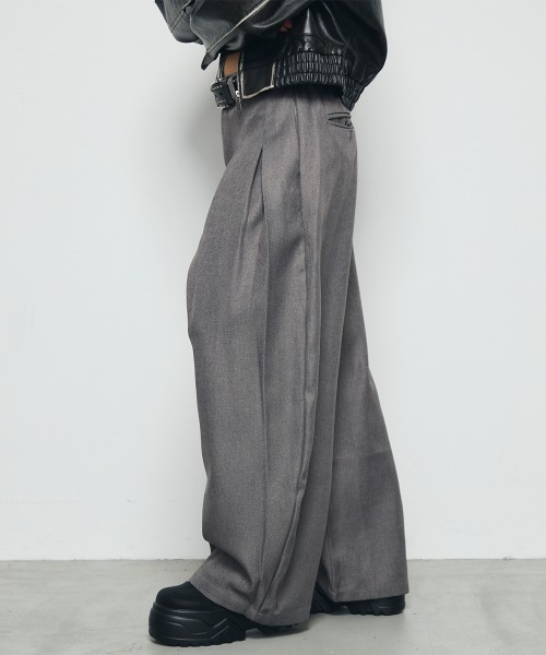 DAZE(デイズ)の「タックデザイン バルーンワイドスラックス(スラックス・メンズ・グレー・SMALL/MEDIUM/LARGE/X-LARGE)」の12枚目の写真