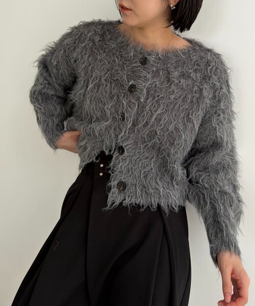 CAPRICIEUX LE'MAGE(カプリシューレマージュ)の「【前後2way】カールファーカーディガン(カーディガン/ボレロ・レディース・ブラウン/グレー/ピンク/ホワイト系その他・FREE)」の2枚目の写真