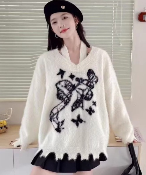 AVYL(アヴィル)の「ホルターネック付リボンバタフライ柄シャギーダメージニット(ニット/セーター・レディース・ホワイト/グリーン/ブラック・M)」の10枚目の写真