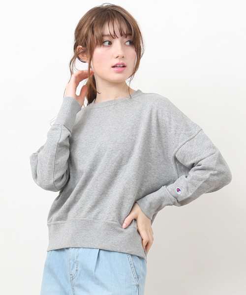 Champion(チャンピオン)の「【Champion別注】クルーネックSWEAT SHIRT(スウェット・レディース・ブラック/ホワイト/グレー・FREE)」の3枚目の写真