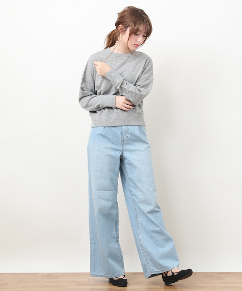 Champion(チャンピオン)の「【Champion別注】クルーネックSWEAT SHIRT(スウェット・レディース・ブラック/ホワイト/グレー・FREE)」の5枚目の写真