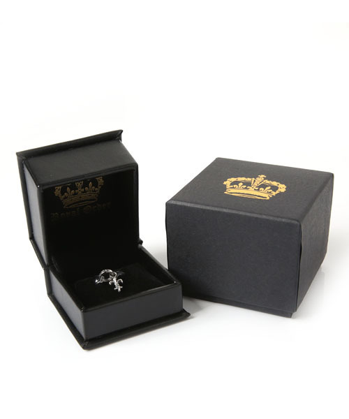 ROYAL ORDER(ロイヤルオーダー)の「TINY FLEUR DE LIS PENDANT(ネックレス・メンズ・シルバー・フリ-)」の7枚目の写真