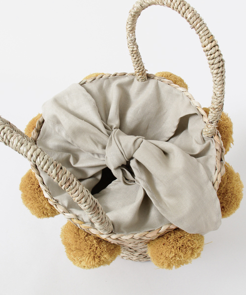 URBAN RESEARCH（アーバンリサーチ）の「UR ポンポンカゴバスケット（ショルダーバッグ・レディース・マスタード/ブラック・ONE）」の8枚目の写真