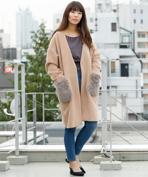 RAY CASSIN（レイカズン）の「ファーポケット付きノーカラーコート（その他アウター・レディース・ベージュ/キャメル/杢グレー・FREE）」の15枚目の写真